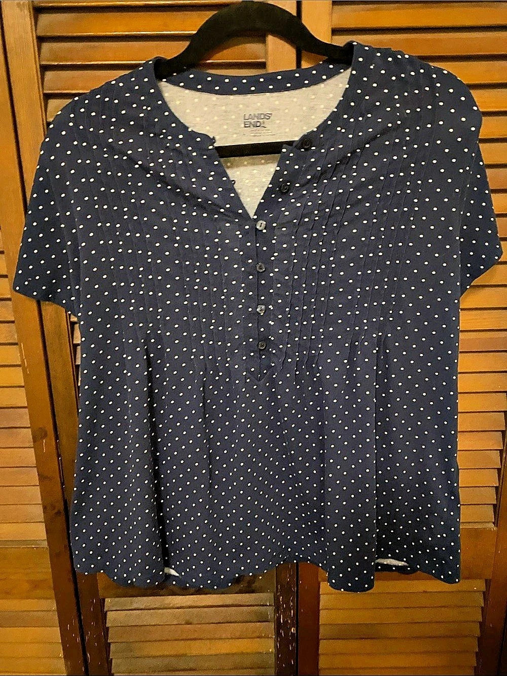 Lands' End Polka Dot Button Front Top in Blue & White Large Like New